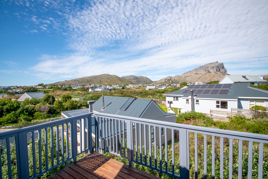To Let 3 Bedroom Property for Rent in Pringle Bay Western Cape